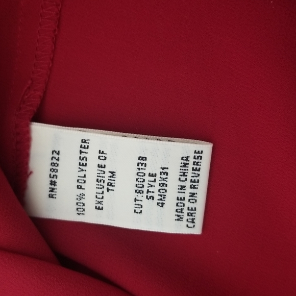 (M) Studio M Soft Flowy Top Burgundy Flattering Loose Fit Statement Sleeves - Picture 7 of 9